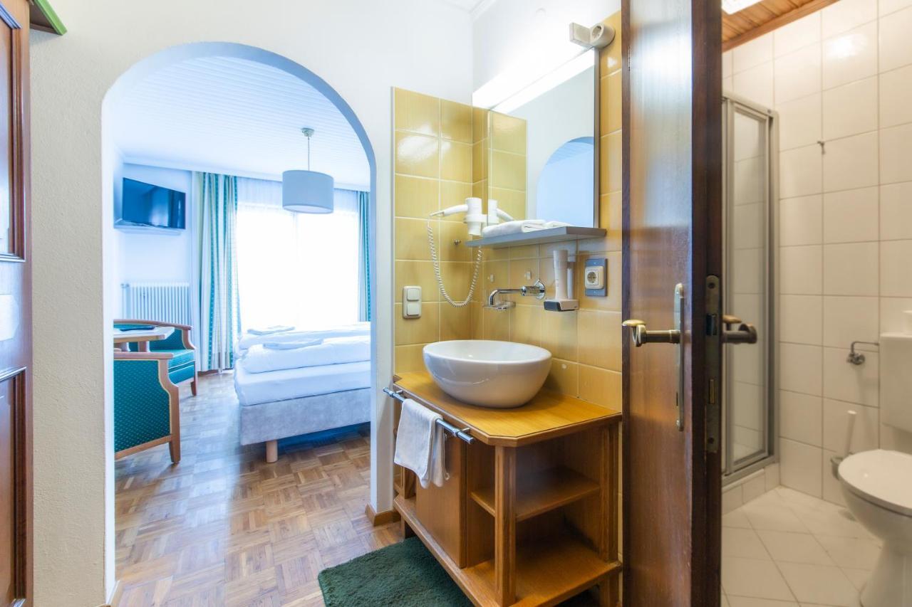 Tirolerhof Hotel Sankt Georgen im Attergau Ngoại thất bức ảnh